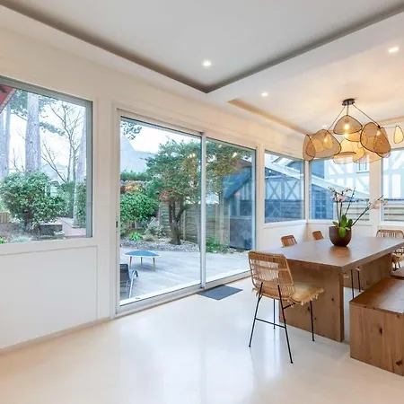 Standing Town House - 350 M Of The Beach * Deauville