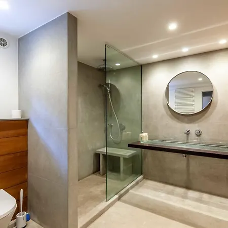 Standing Town House - 350 M Of The Beach * Deauville