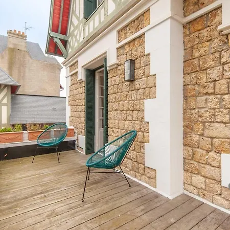 Standing Town House - 350 M Of The Beach *