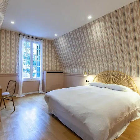 Standing Town House - 350 M Of The Beach Deauville