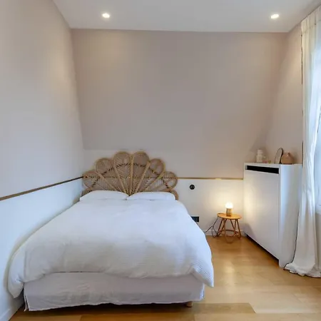 Standing Town House - 350 M Of The Beach Villa *